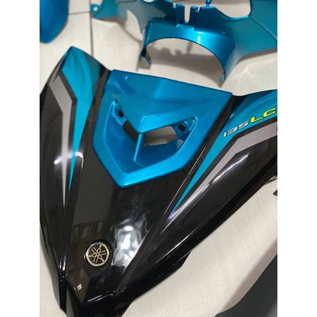 COVERSET YAMAHA ORIGINAL SIAP TAMPAL LC135 LC V7 METALIC CYAN CM6 STRIPE A CLASS HONG LEONG YAMAHA HLY 100% VELOZI