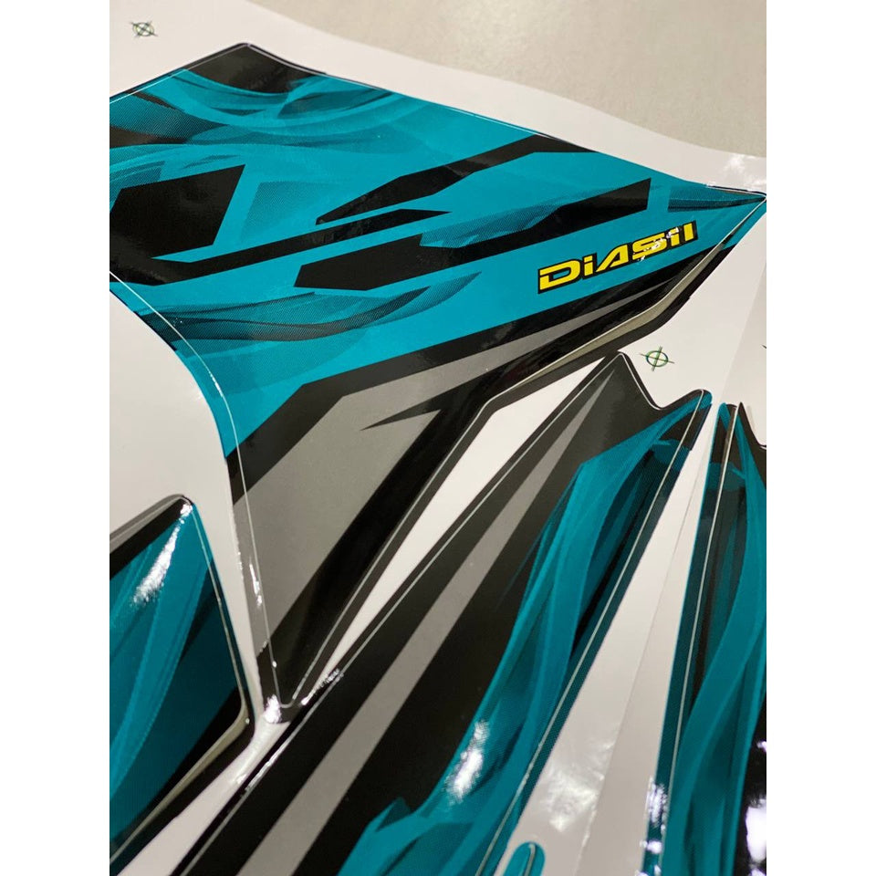 STICKER STRIPE COVERSET BODYSET LC 135 V2 HINGGA V7 YAMAHA MATELIC CYAN MORITAKA NO 19