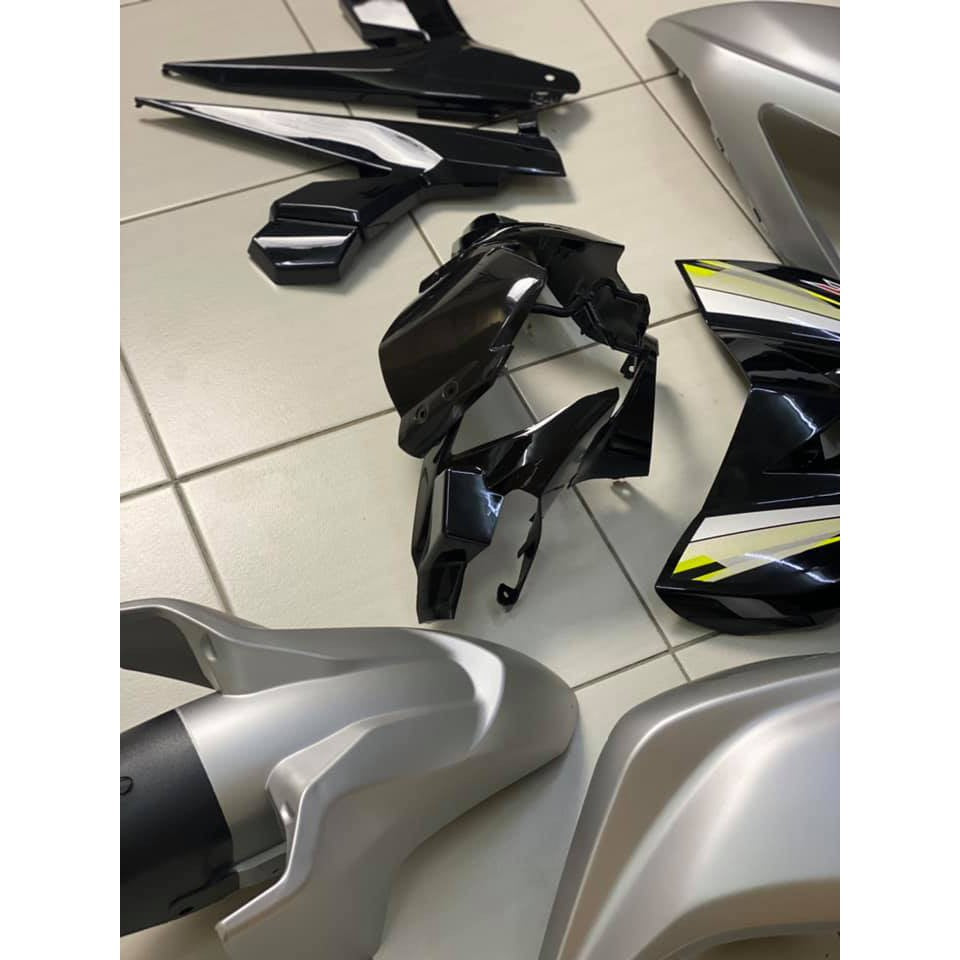 COVERSET BODYSET HONG LEONG YAMAHA ORIGINAL HLY MMATE LC LC135 V4 V5 PUTIH SILVER HITAM LEMON MS1 FREE EMBLEM TIMBUL
