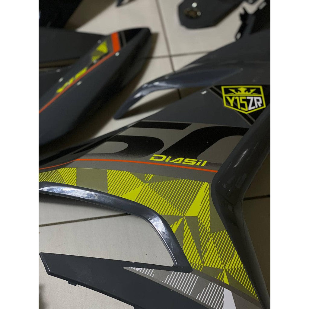 COVER SET Y15ZR V1 V2 DARK GREY FULL STRIPE SILVER ROBOT PREMIUM COVERSET BODYSET Y15ZR Y15 YSUKU NEW ORIGINAL VELOZI