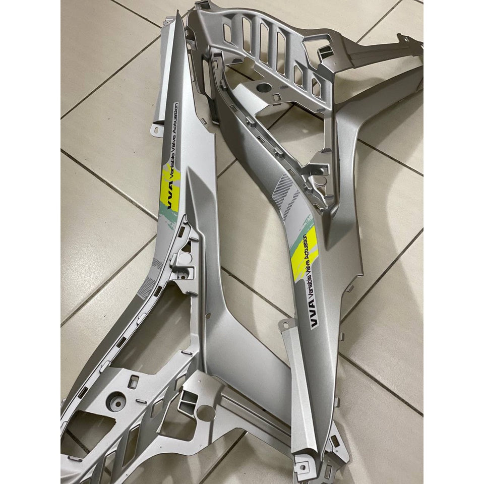 Y16 COVERSET Y16ZR ORIGINAL EQUIPMENT MANUFACTURED OEM DOCTOR EXCITER GREY KILAT 2022 YAMAHA SIAP TANAM