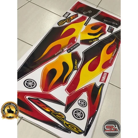 STICKER STRIPE BODY SET / COVERSET LC135 V1 MORITAKA SET MERAH API ORIGINAL YAMAHA