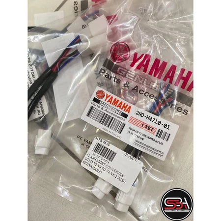 SOCKET FLASH LIGHT CONVERTER SOKET WAJIB UTK TUKAR LAMPU SIGNAL LC V2/V3 KEPADA LC V4-V7 ORIGINAL YAMAHA HLY PNP ONLY