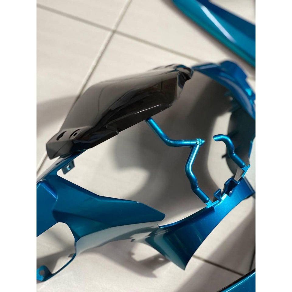 COVERSET YAMAHA ORIGINAL SIAP TAMPAL LC135 LC V7 CYAN – FREE EMBLEM TIMBUL – ORIGINAL HONG LEONG 100%