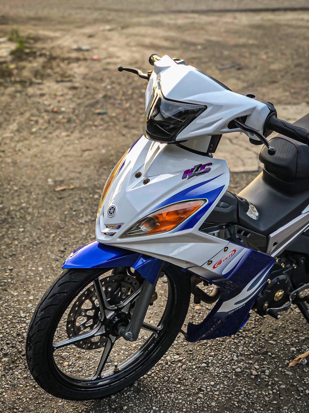 COVERSET BODYSET YAMAHA LC135 V1 BIRU API ORIGINAL 100% HONG LEONG YAMAHA HLY STRIPE SIAP TAMPAL