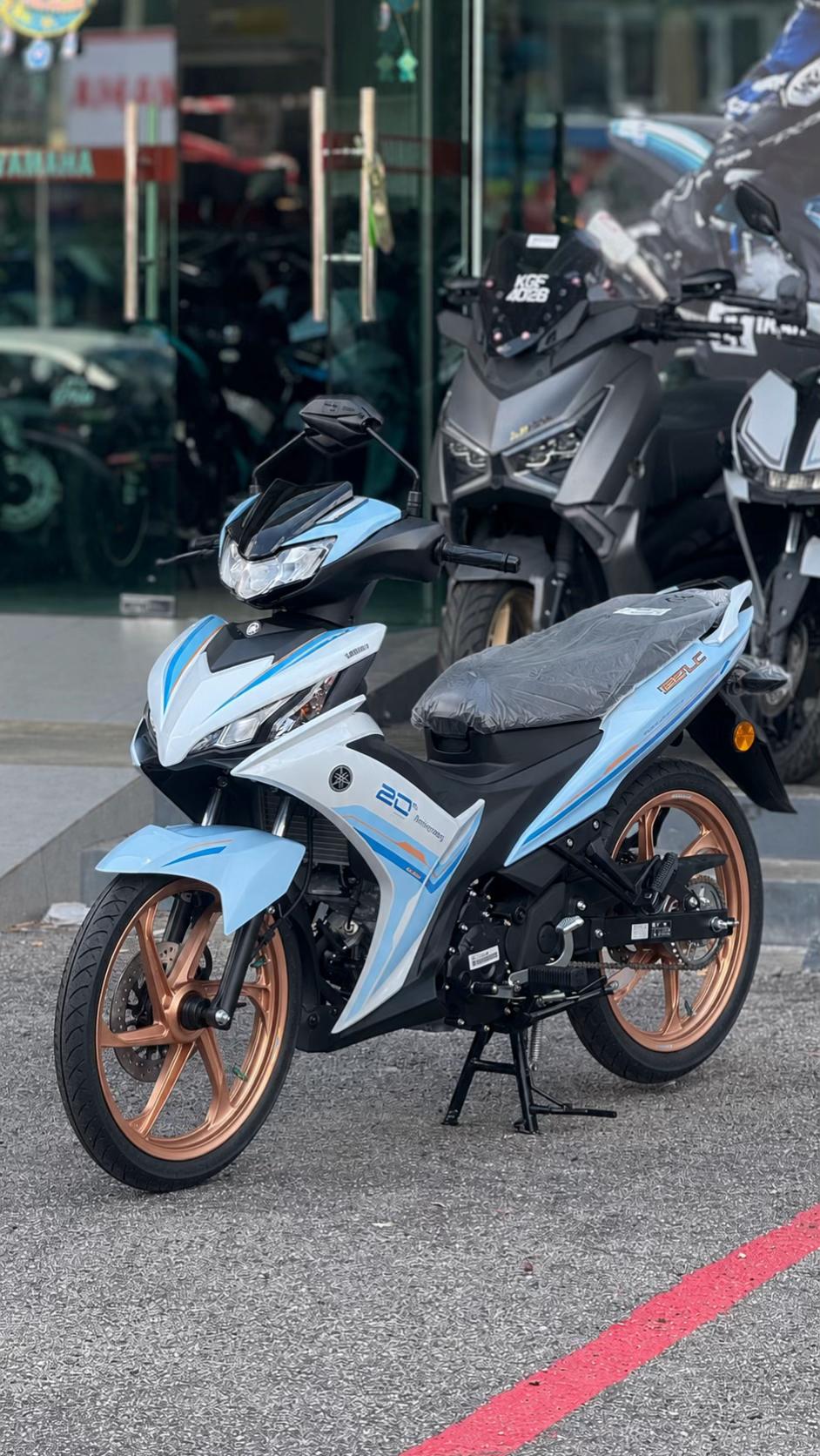 COVERSET LC135 LC V8 CELESTE LIMITED EDITION 20TH ANNIVERSARY 2026 FUEL INJECTION FI YAMAHA SIAP TANAM DOCTOR / VELOZI