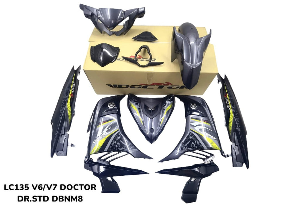 COVERSET YAMAHA SIAP TANAM LC135 LC V6 V7 GREY COMET STANDARD DBNM8 HLY DOCTOR M MATE SIAP STICKER TERMASUK EMBLEM