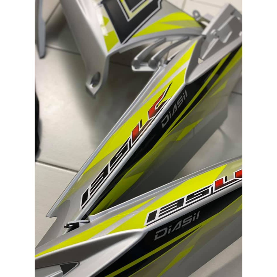COVERSET BODYSET HONG LEONG YAMAHA ORIGINAL HLY MMATE LC LC135 V4 V5 PUTIH SILVER HITAM LEMON MS1 FREE EMBLEM TIMBUL