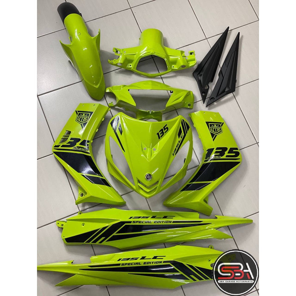 COVERSET BODYSET LC LC135 OEM V1 V2 V3 V4 V5 V6 V7 LUMINOUS GREEN STRIPE TANAM OEM - Original Equipment Manufacturer