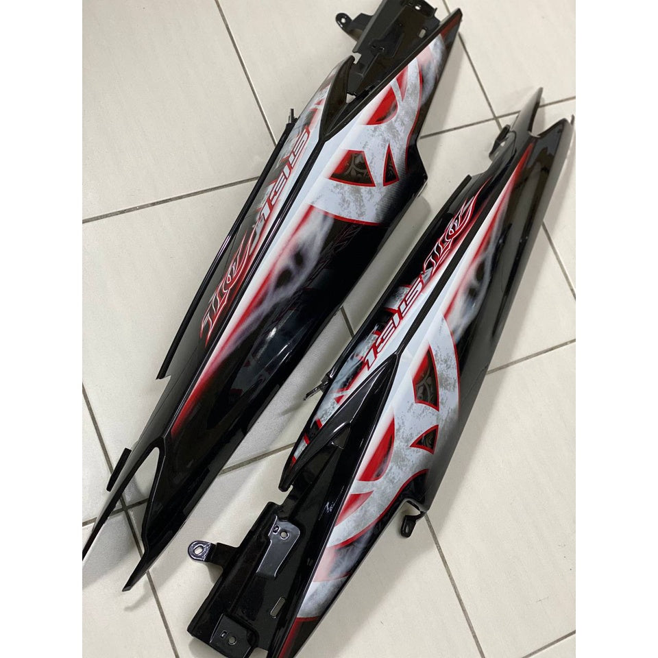 COVERSET YAMAHA LC LC135 V2 V3 V4 V5 V6 V7 HITAM KILAT FULL STRIPE MERAH BATIK SMOKE SIAP TAMPAL HLY M SEKI VELOZI