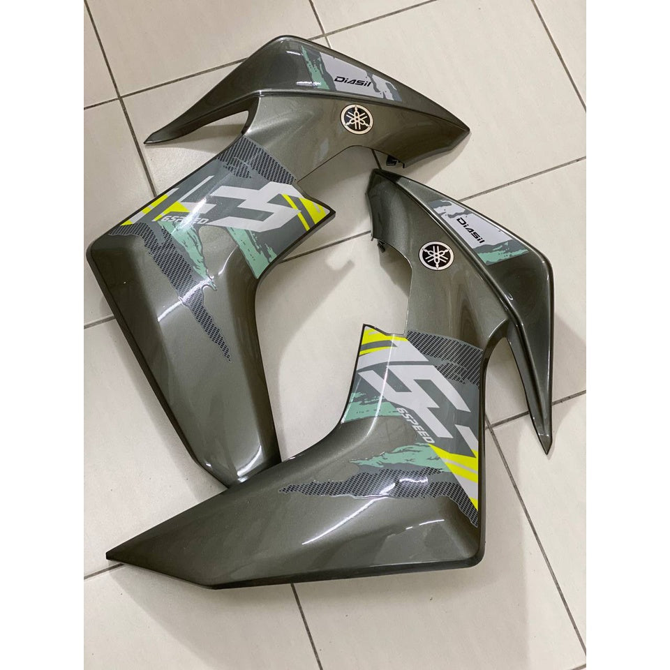 Y16 COVERSET Y16ZR ORIGINAL EQUIPMENT MANUFACTURED OEM DOCTOR EXCITER GREY KILAT 2022 YAMAHA SIAP TANAM