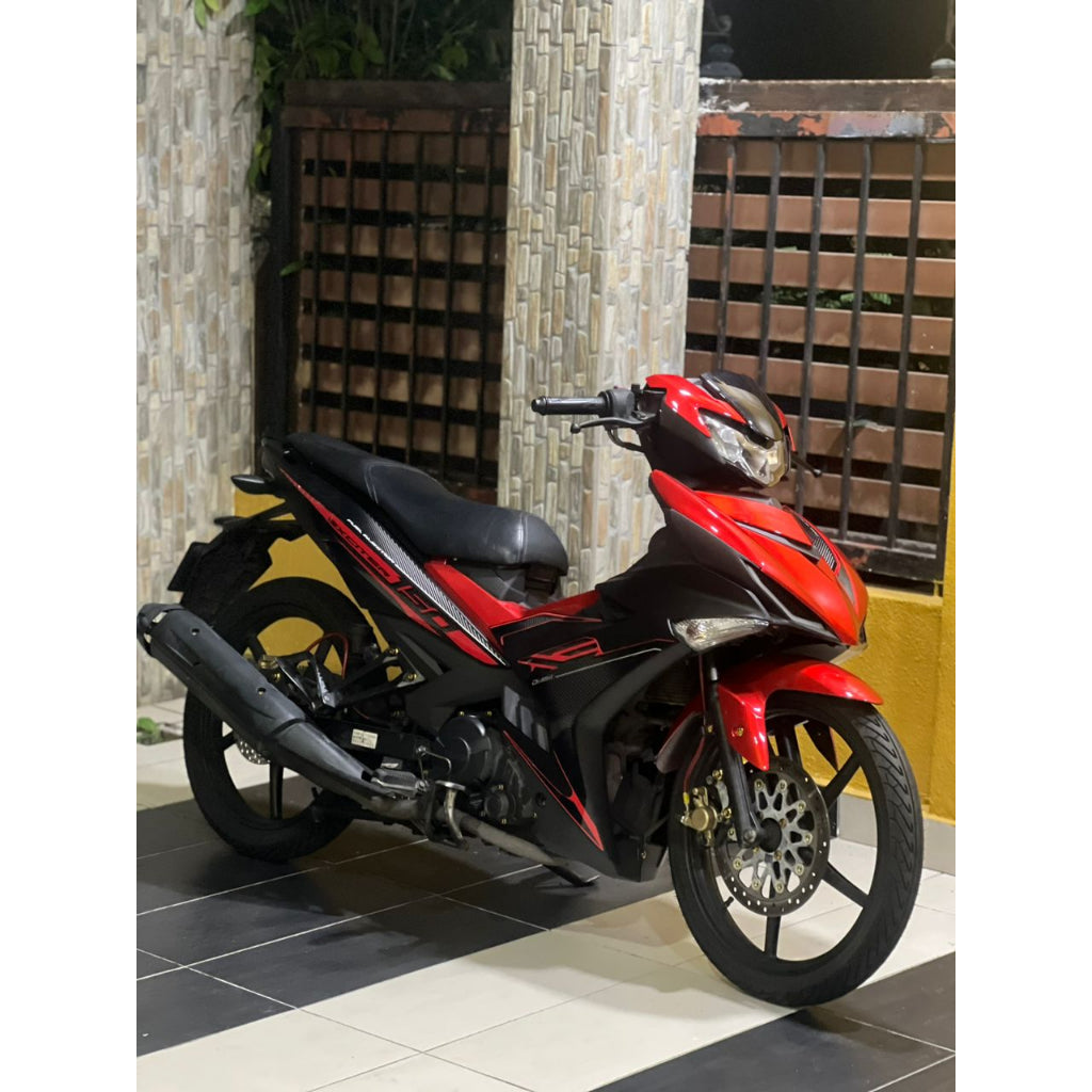 COVER SET Y15ZR V1 V2 RC EXCITER RED SILVER MATT PREMIUM COVERSET BODYSET Y15ZR Y15 YSUKU NEW ORIGINAL VELOZI