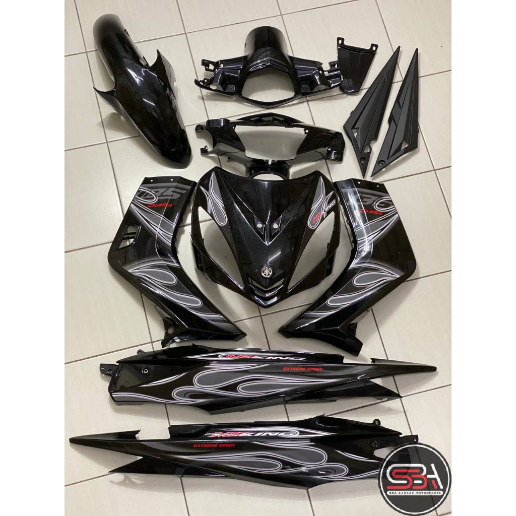 COVERSET BODYSET YAMAHA LC LC135 V1 DOCTOR MX KING FIRE BLACK HITAM KILAT STRIPE TANAM CODE 014 DOCTOR EDITION OEM