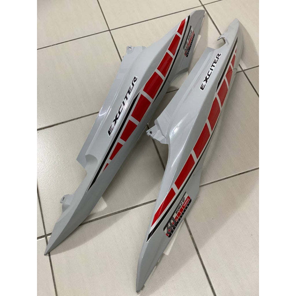 MOTORCYCLE COVERSET LC135 LC V8 MX KING ANNIVERSARY 60TH CRYSTAL WHITE FUEL INJECTION FI YAMAHA SIAP TANAM VELOZI