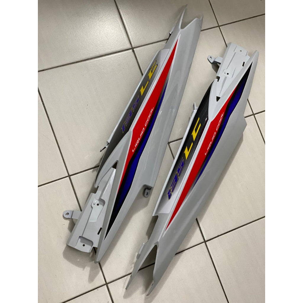 COVERSET BODYSET YAMAHA LC LC135 V6 V7 DR. 5 MILLIONTH ROLE OUT BLACK 5MRO STRIPE TANAM CODE 007 DOCTOR EDITION OEM
