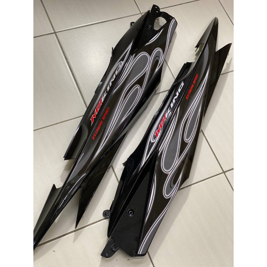 COVERSET BODYSET YAMAHA LC LC135 V1 DOCTOR MX KING FIRE BLACK HITAM KILAT STRIPE TANAM CODE 014 DOCTOR EDITION OEM