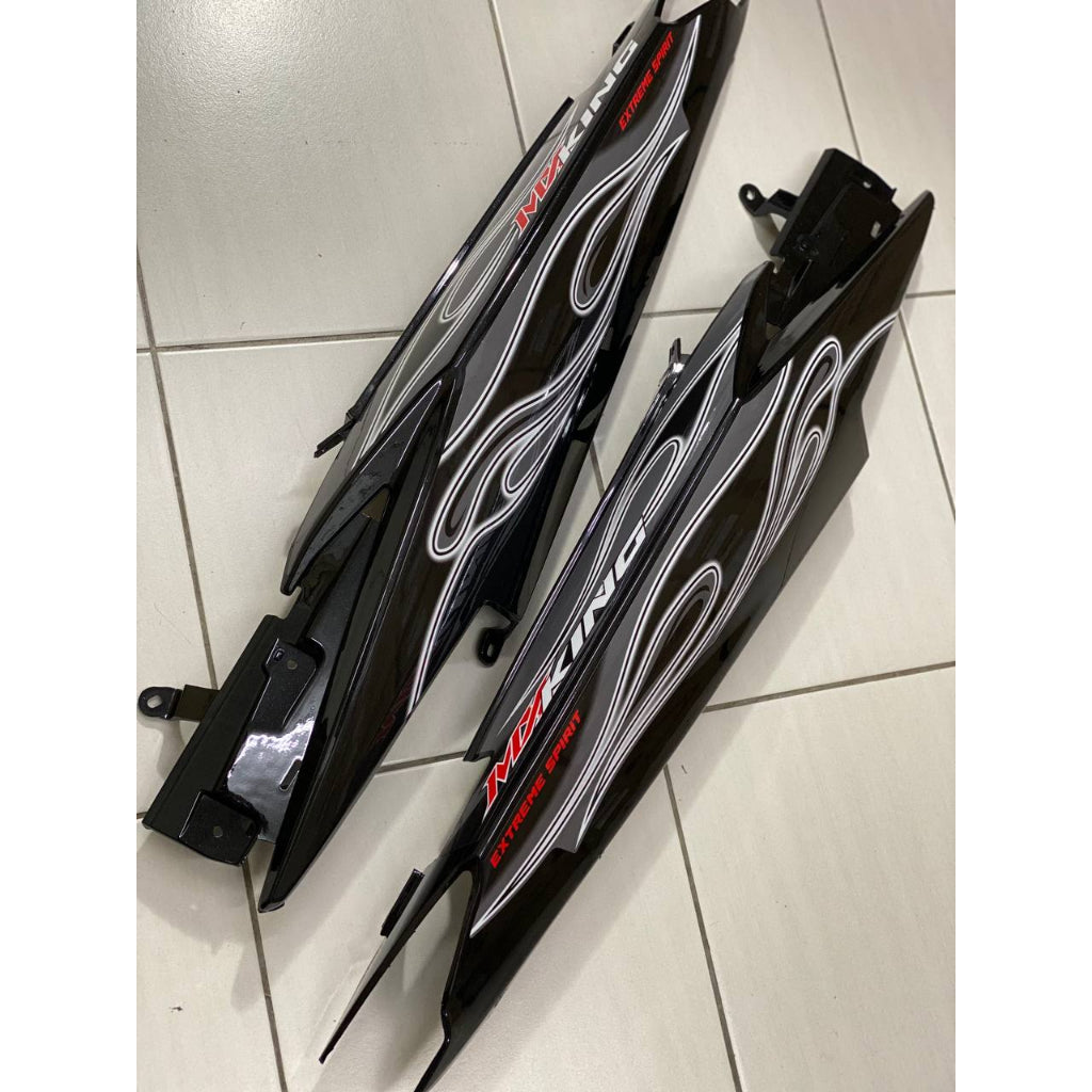 COVERSET BODYSET YAMAHA LC LC135 V6 V7 DR MX KING BLACK FIRE STRIPE TANAM CODE 019 DOCTOR EDITION OEM