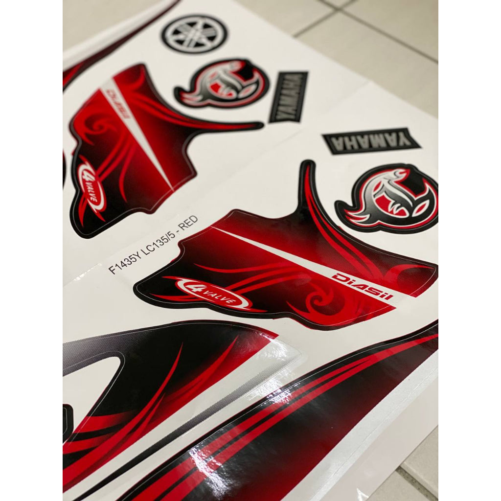STICKER BODY SET / COVER SET LC 135 V1 MORITAKA SET BATIK MERAH RED YAMAHA ORIGINAL EXTREME SPIRIT NO 5