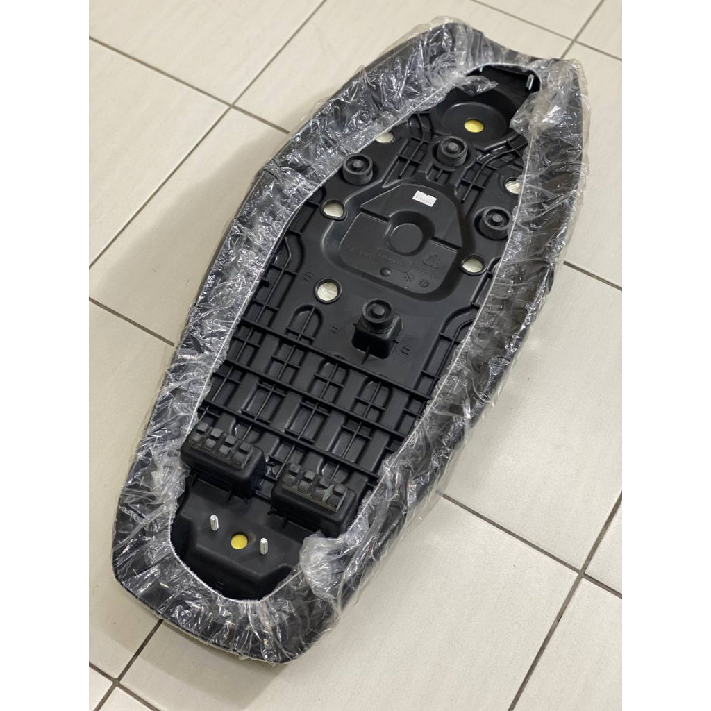 EX5 SEAT ( DOUBLE ) HONDA MALAYSIA STANDARD SIZE GOOD QUALITY GENUINE PARTS