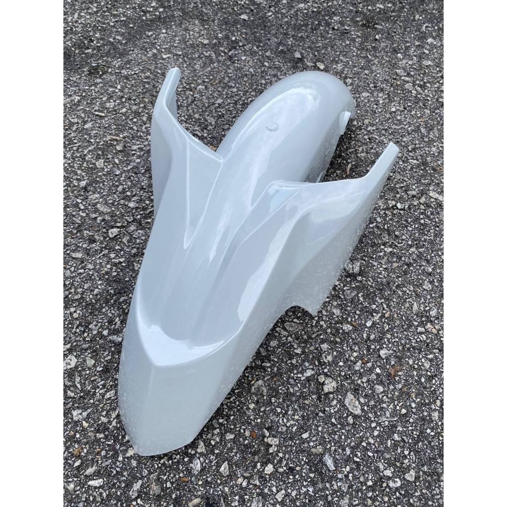 MOTORCYCLE COVERSET BODYSET LC135 LC V8 EXCITER R CRYSTAL WHITE BLACK L8-ER-2 FUEL INJECTION FI YAMAHA SIAP TANAM VELOZI
