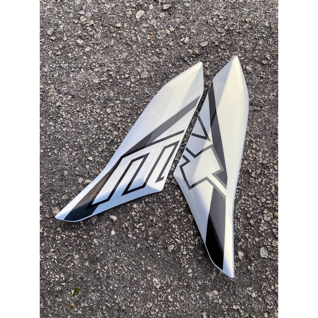 Y16 COVERSET Y16ZR DR MX WHITE 018 PUTIH ORIGINAL EQUIPMENT MANUFACTURED DOCTOR OEM SIAP TANAM NEW READY STOK