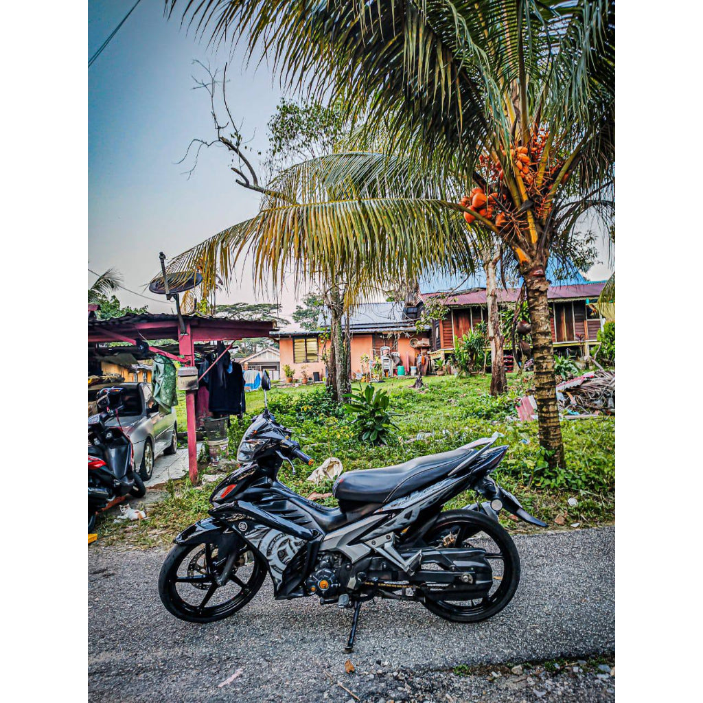 STICKER STRIPE BODY SET / COVERSET LC LC135 V2 V3 V4 V5 V6 V7 BATIK SMOKE HITAM BLACK / GREY MORITAKA YAMAHA