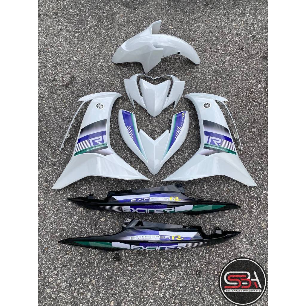 MOTORCYCLE COVERSET BODYSET LC135 LC V8 EXCITER R CRYSTAL WHITE BLACK L8-ER-2 FUEL INJECTION FI YAMAHA SIAP TANAM VELOZI