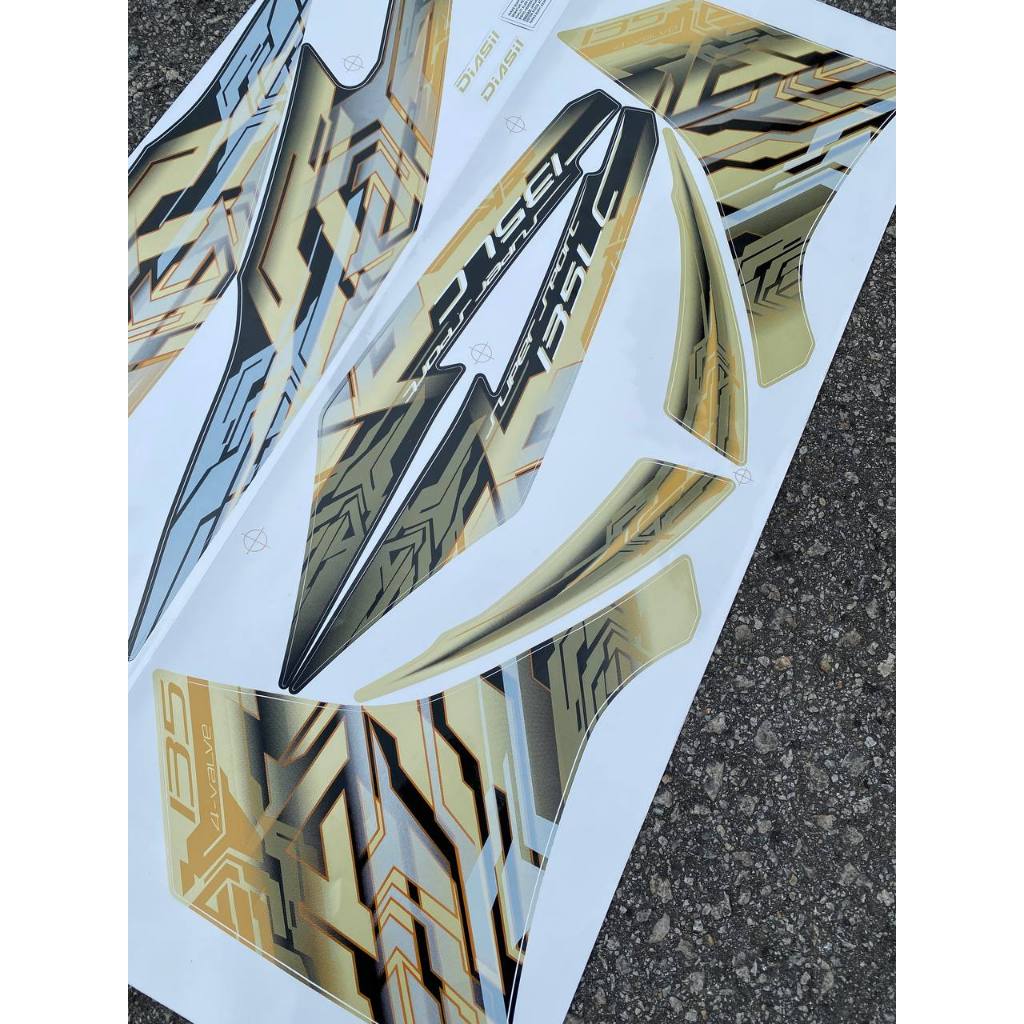 STICKER STRIPE BODY SET / COVERSET LC LC135 V2 V3 V4 V5 V6 V7 GOLD ROBOT NO 9 MORITAKA YAMAHA