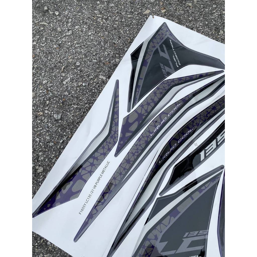 STICKER STRIPE BODY SET / COVERSET LC LC135 V8 PURPLE MATELIC NO 21 STANDARD MORITAKA YAMAHA