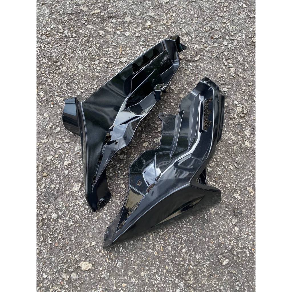 INNER LC 135 V4 V5 V6 V7 OEM DOCTOR HITAM KILAT BRIGHT BLACK FULL ITEM 13 ITEM YAMAHA ORIGINAL EQUIPMENT MANUFACTURED