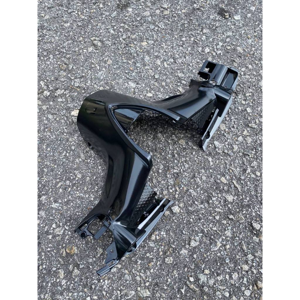 INNER LC 135 V4 V5 V6 V7 OEM DOCTOR HITAM KILAT BRIGHT BLACK FULL ITEM 13 ITEM YAMAHA ORIGINAL EQUIPMENT MANUFACTURED