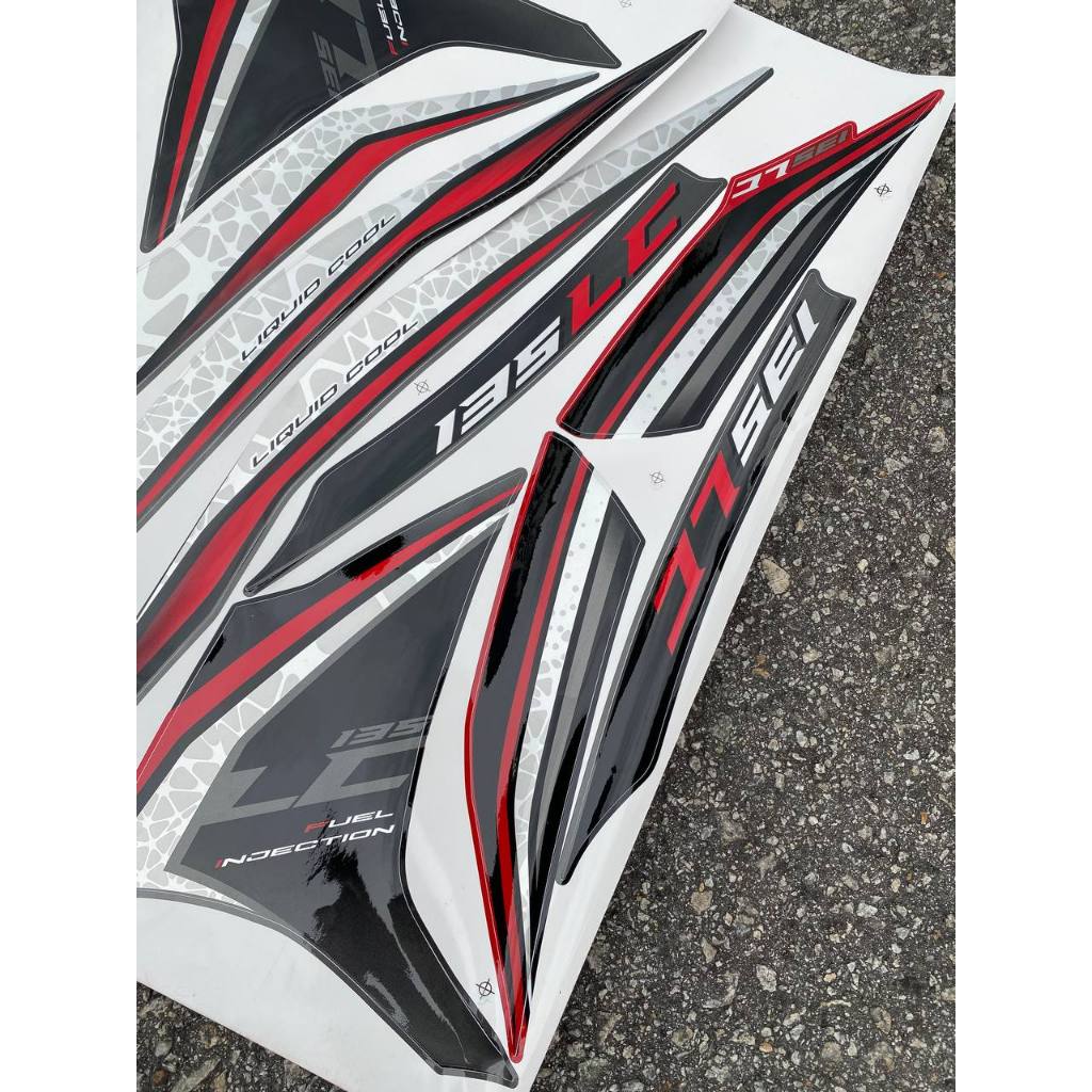 STICKER STRIPE BODY SET / COVERSET LC LC135 V8 MERAH RED STANDARD NO 21 MORITAKA YAMAHA