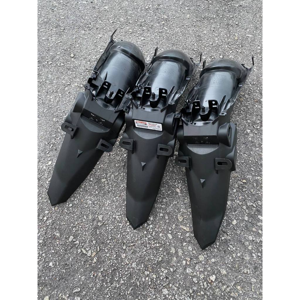 REAR FENDER / MUDGUARD EKOR BELAKANG ORIGINAL HLY LC 135 V2 V3 V4 V5 V6 V7 HONG LEONG YAMAHA