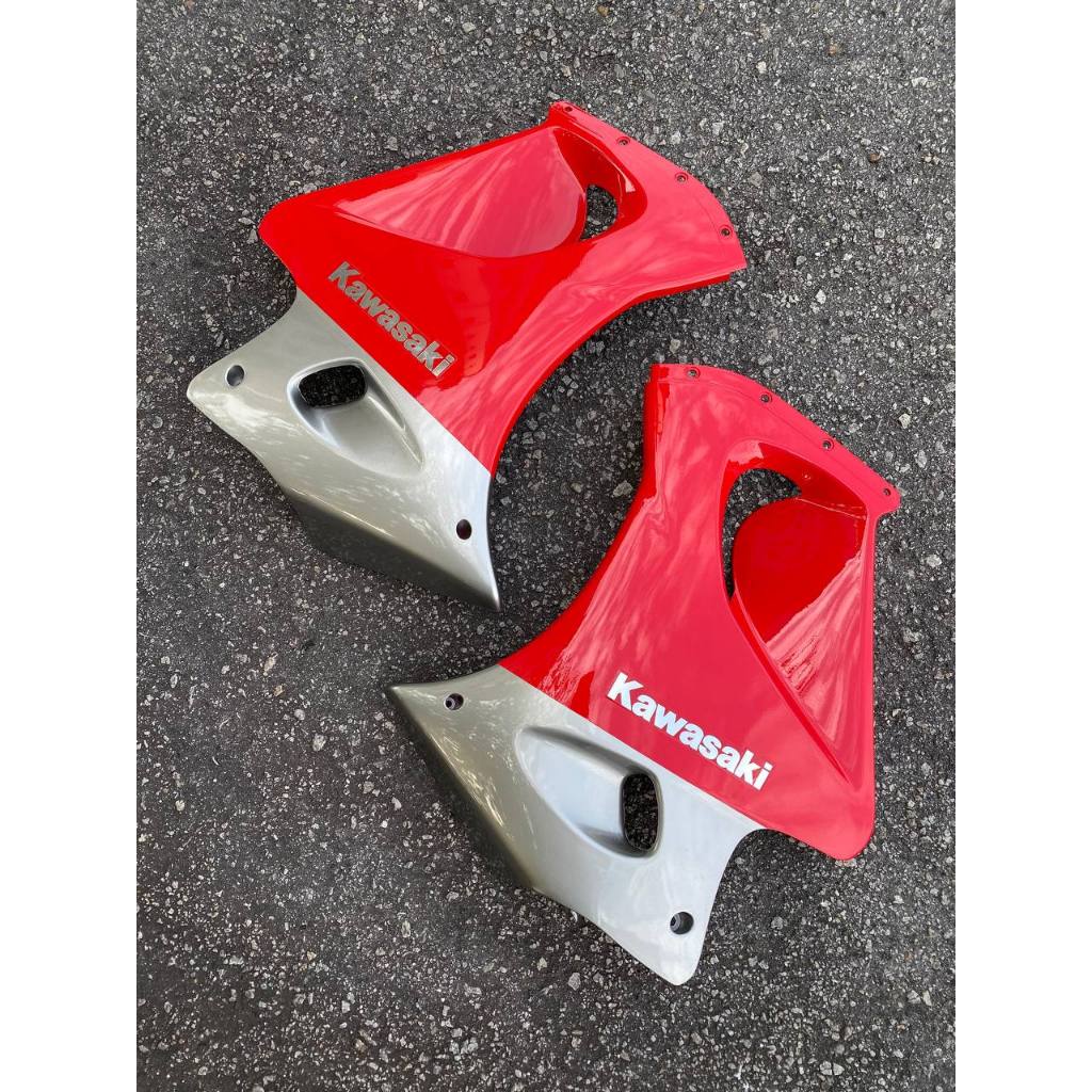 KAWASAKI NINJA DOUBLE R KR 150 RR BODY COVERSET STICKER TANAM 2 TONE RED MERAH SEKALI TANK ( 2 KOTAK BESAR ) OEM SET