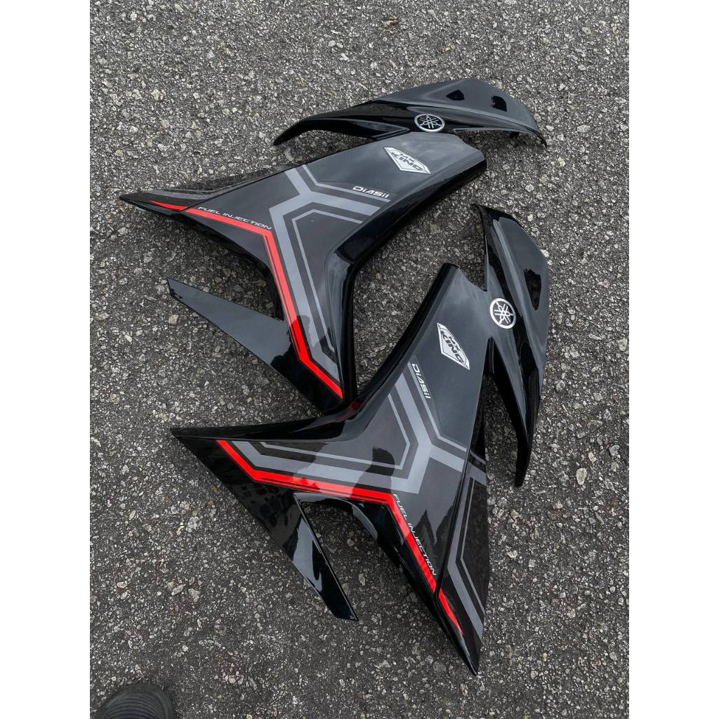 COVERSET BODYSET MOTORSIKAL YAMAHA Y15 Y15ZR V1 V2 VIETNAM FLAG BLACK HITAM SD16 PATTERN LINE DOCTOR 035 SIAP TANAM