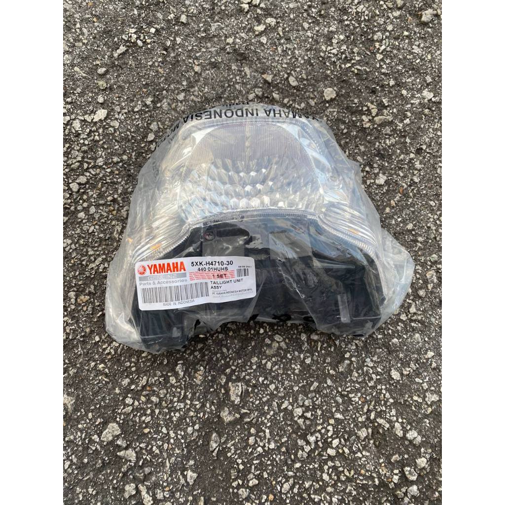 LAMPU BELAKANG ORIGINAL YAMAHA 125ZR TAIL LIGHT ASSY CLEAR 5XK-H4710-30 TAIL LAMP TERMASUK MENTOL PLUG N PLAY