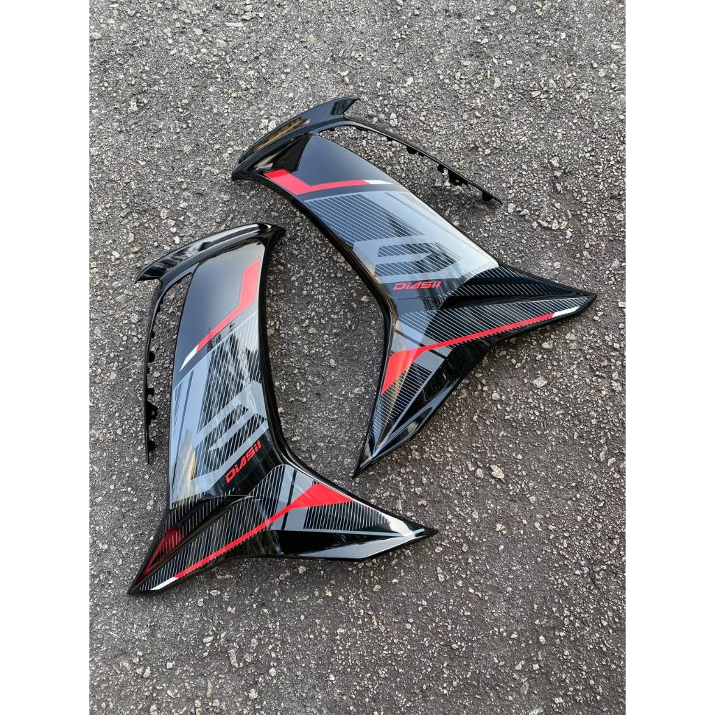 MOTORCYCLE COVERSET BODYSET LC135 LC V8 RC RM7 RED BLACK FUEL INJECTION FI YAMAHA SIAP TANAM VELOZI L8-RC-4