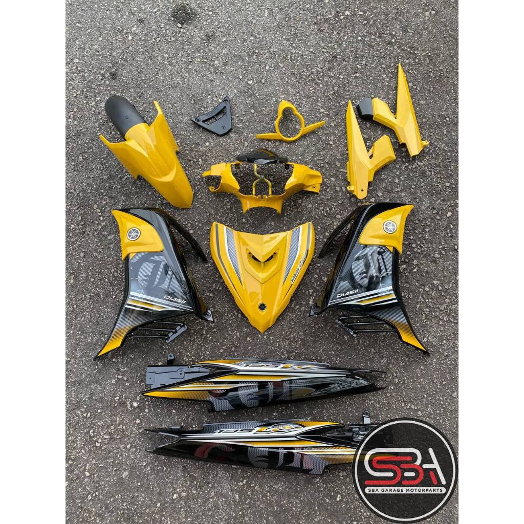 COVERSET BODYSET YAMAHA LC LC135 V6 V7 YELLOW BLACK KUNING HITAM STRIPE TANAM CODE 004 DOCTOR EDITION OEM