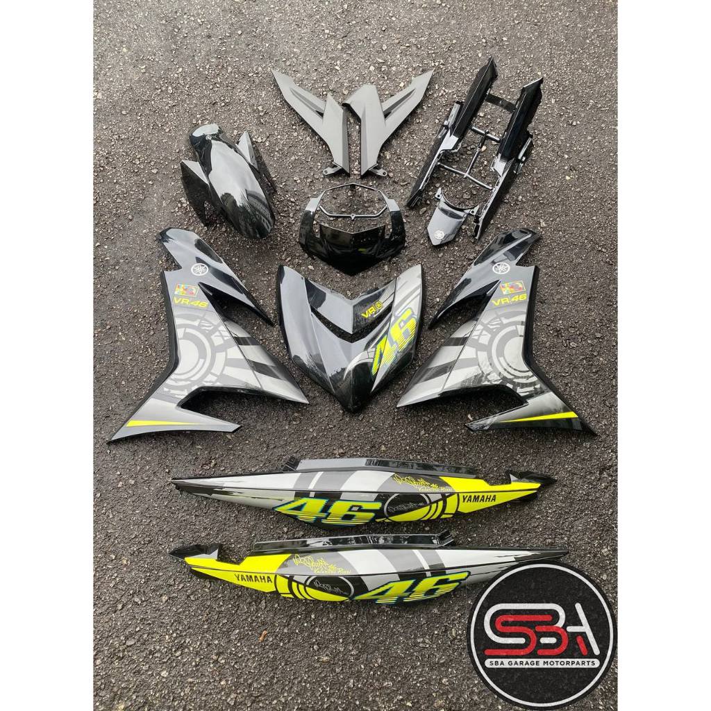 COVERSET YAMAHA BODYSET Y15 YSUKU Y15ZR V1 V2 HITAM 46 BLACK SPECIAL EDITION SILVER STRIPE TANAM CLEAR VELOZI VR46-1