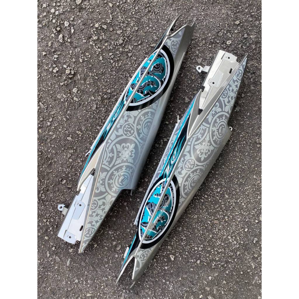 COVERSET BODYSET YAMAHA LC LC135 V2 CS6 S3 CYAN BATIK SILVER STRIPE SIAP TAMPAL KILANG VELOZI