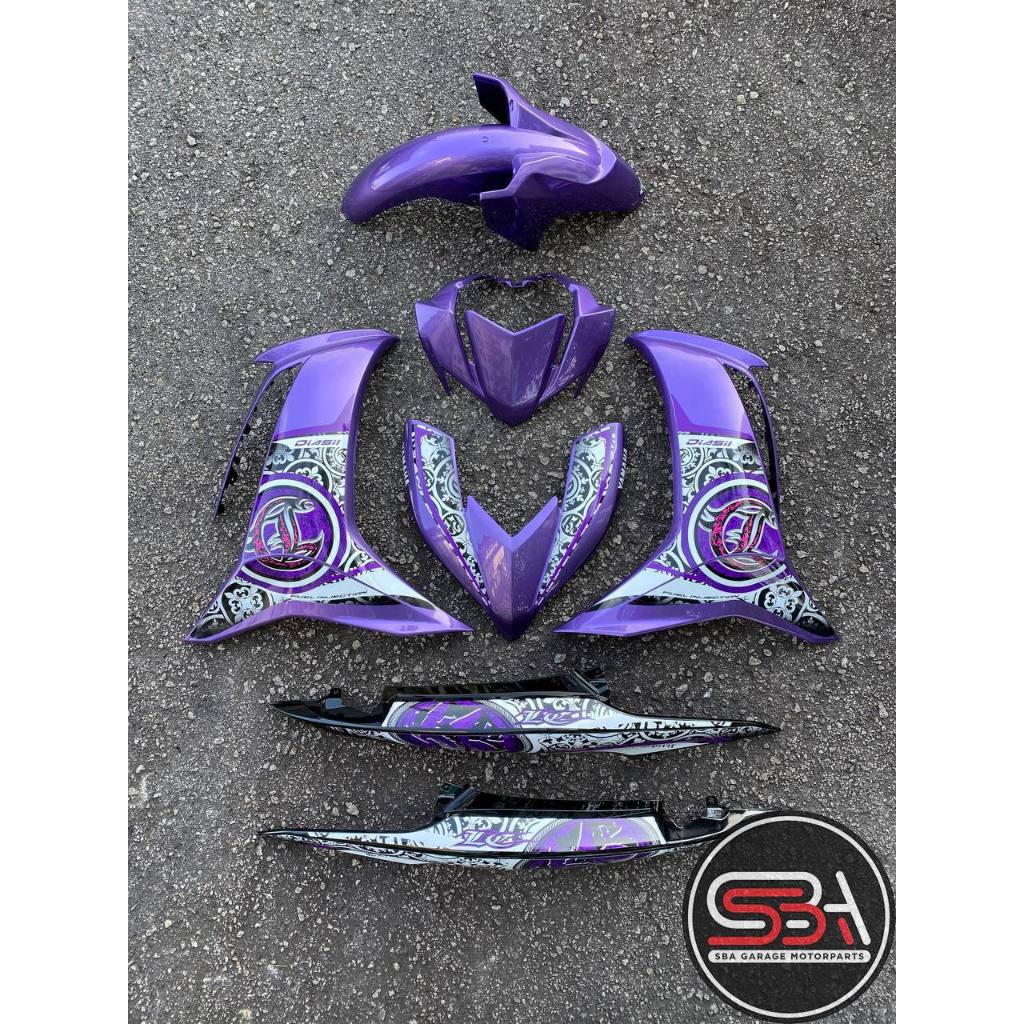 COVERSET BODYSET LC135 LC V8  BATIK BPM1 METALIC PURPLE BLACK L8-B-4 FUEL INJECTION FI YAMAHA SIAP TANAM VELOZI
