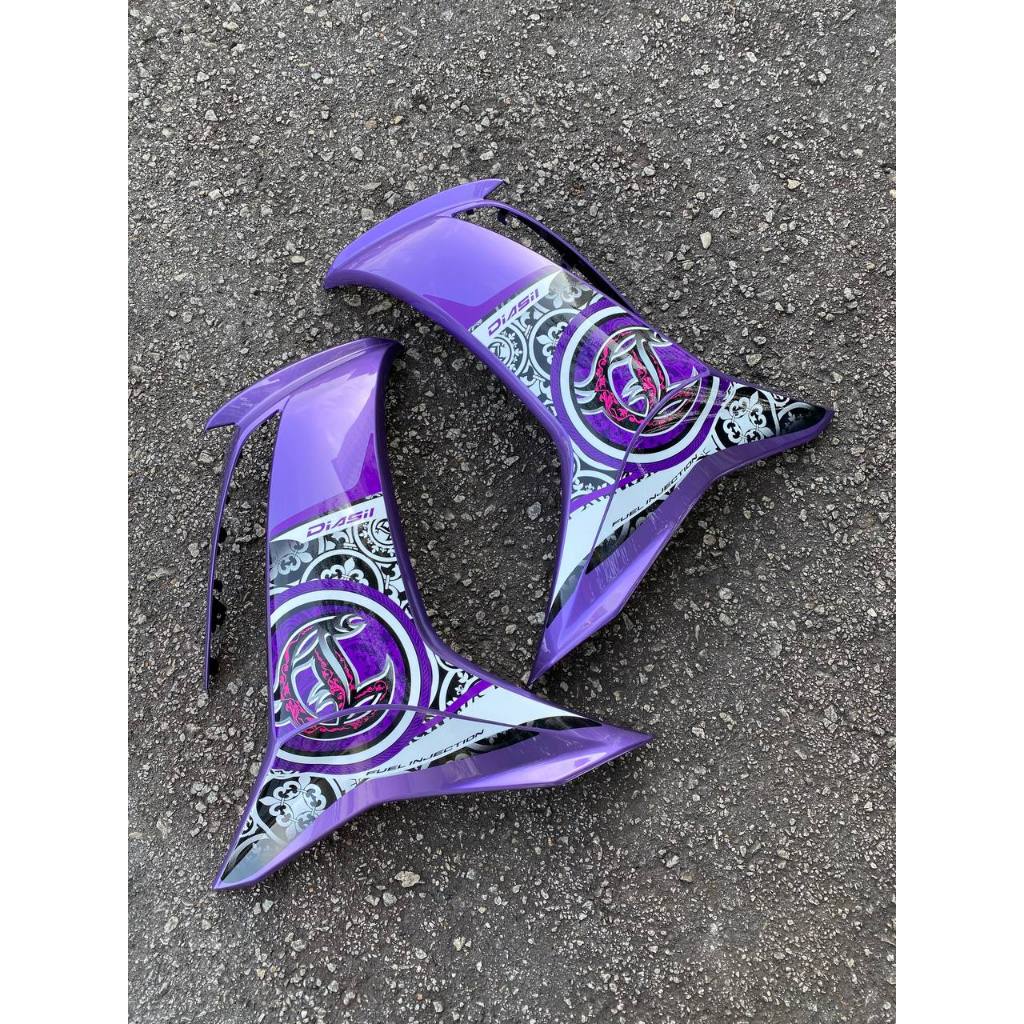COVERSET BODYSET LC135 LC V8  BATIK BPM1 METALIC PURPLE BLACK L8-B-4 FUEL INJECTION FI YAMAHA SIAP TANAM VELOZI