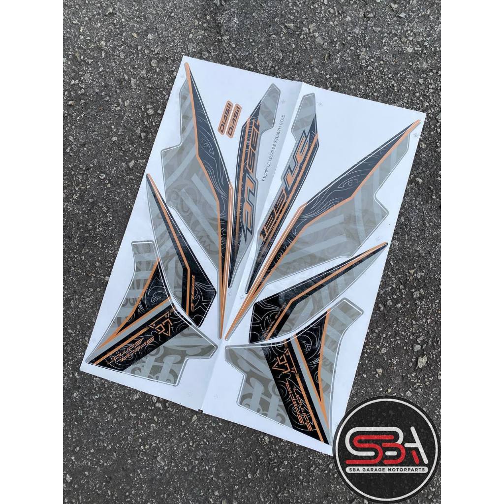 STICKER STRIPE BODYSET COVERSET LC 135 V7 MORITAKA SE STEALTH GOLD ORIGINAL YAMAHA NO 20