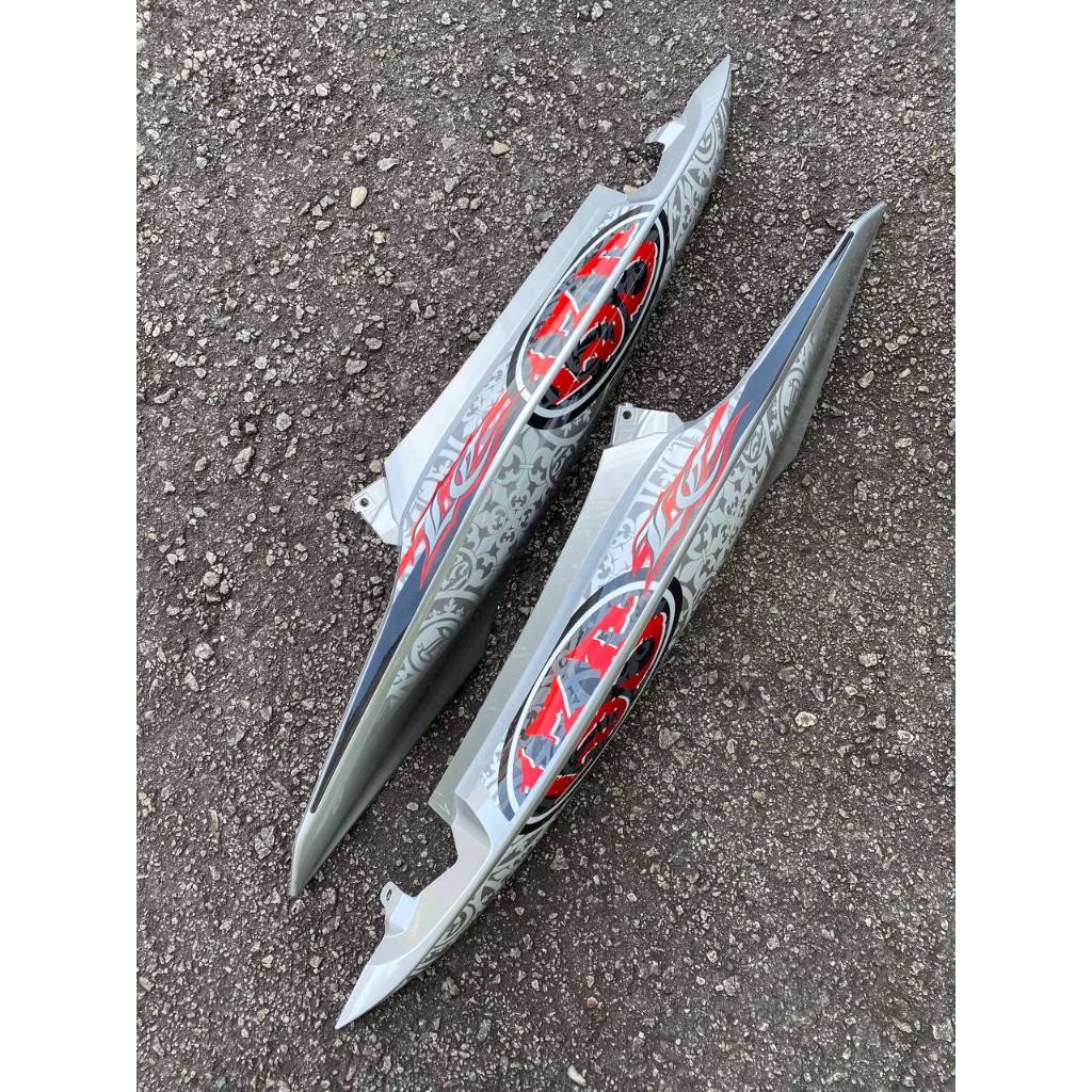 COVERSET BODYSET LC135 LC V8 DR RED MERAH BATIK 045 FUEL INJECTION FI YAMAHA SIAP TANAM VELOZI DOCTOR OEM
