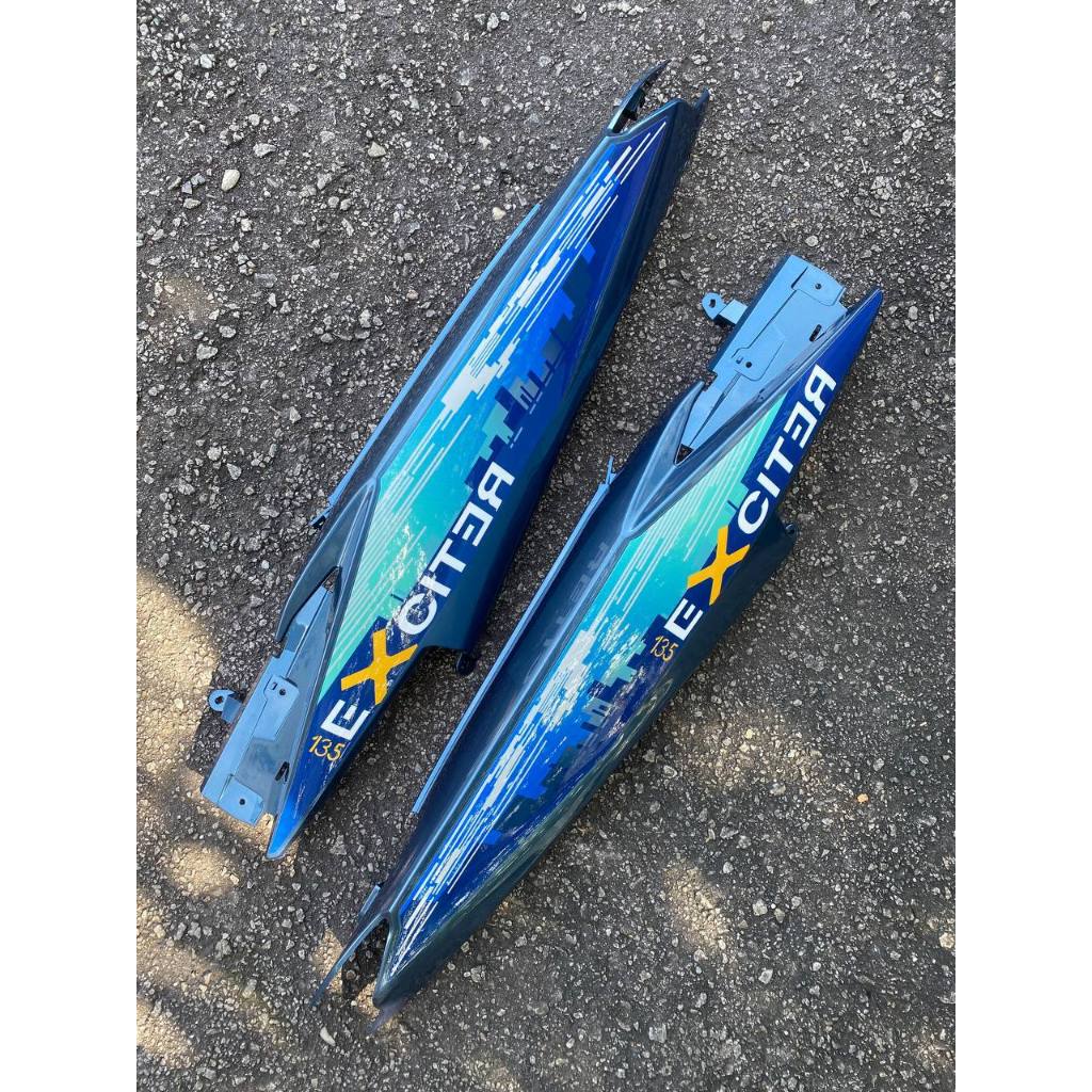 COVERSET YAMAHA LC V1 V2 V3 V4 V5 OEM EXCITER DUSK & DAWN OF THE CITY SILVER BLUE – STRIPE TANAM – FREE  EMBLEM TIMBUL