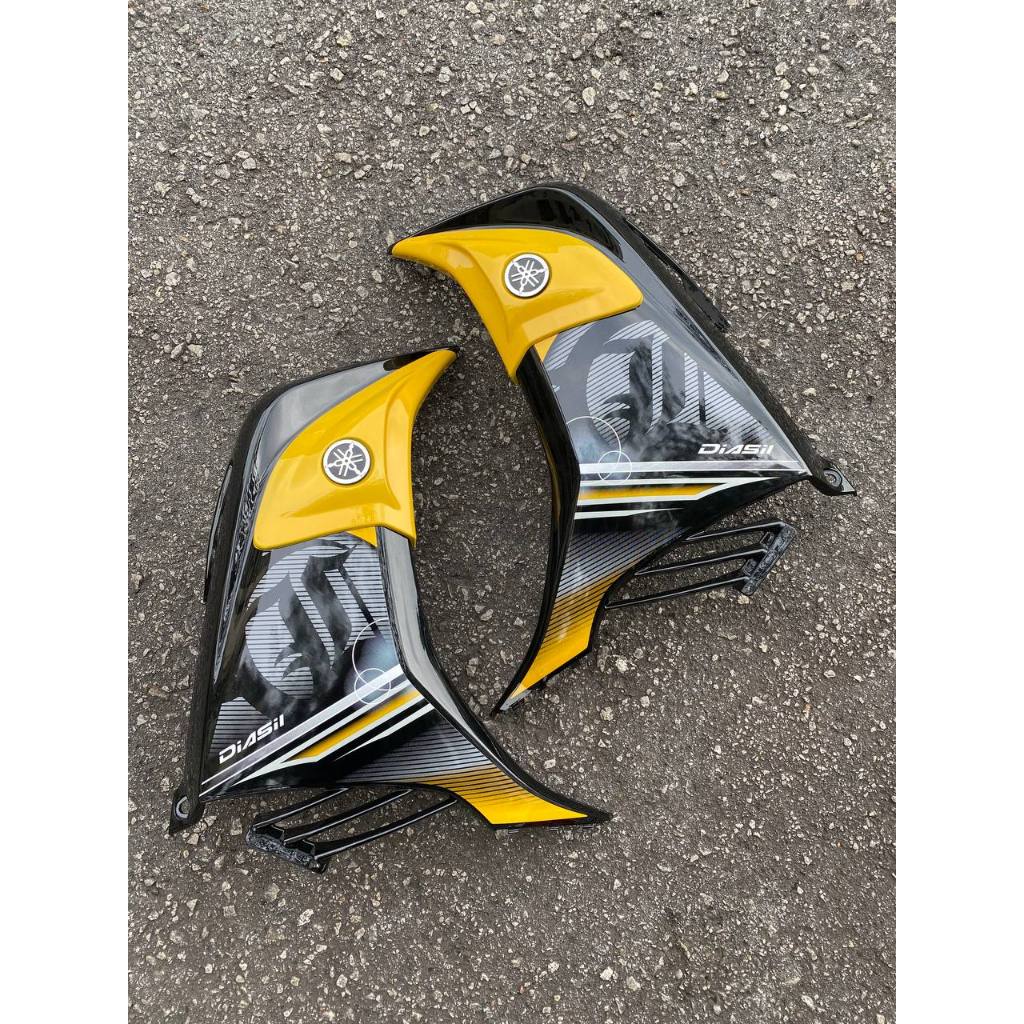 COVERSET BODYSET YAMAHA LC LC135 V6 V7 YELLOW BLACK KUNING HITAM STRIPE TANAM CODE 004 DOCTOR EDITION OEM