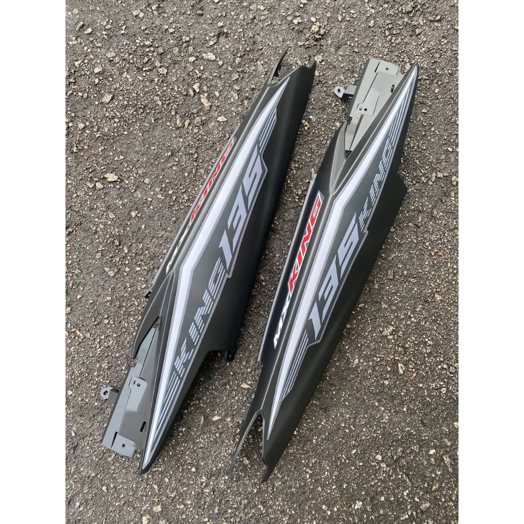 COVERSET BODYSET YAMAHA LC LC135 V4-V6 MX BLACK RED STRIPE SIAP TAMPAL OEM FREE EMBLEM TIMBUL