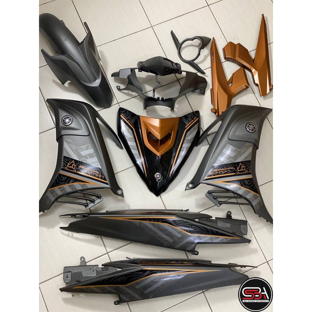 STICKER STRIPE BODYSET COVERSET LC 135 V7 MORITAKA SE STEALTH GOLD ORIGINAL YAMAHA NO 20