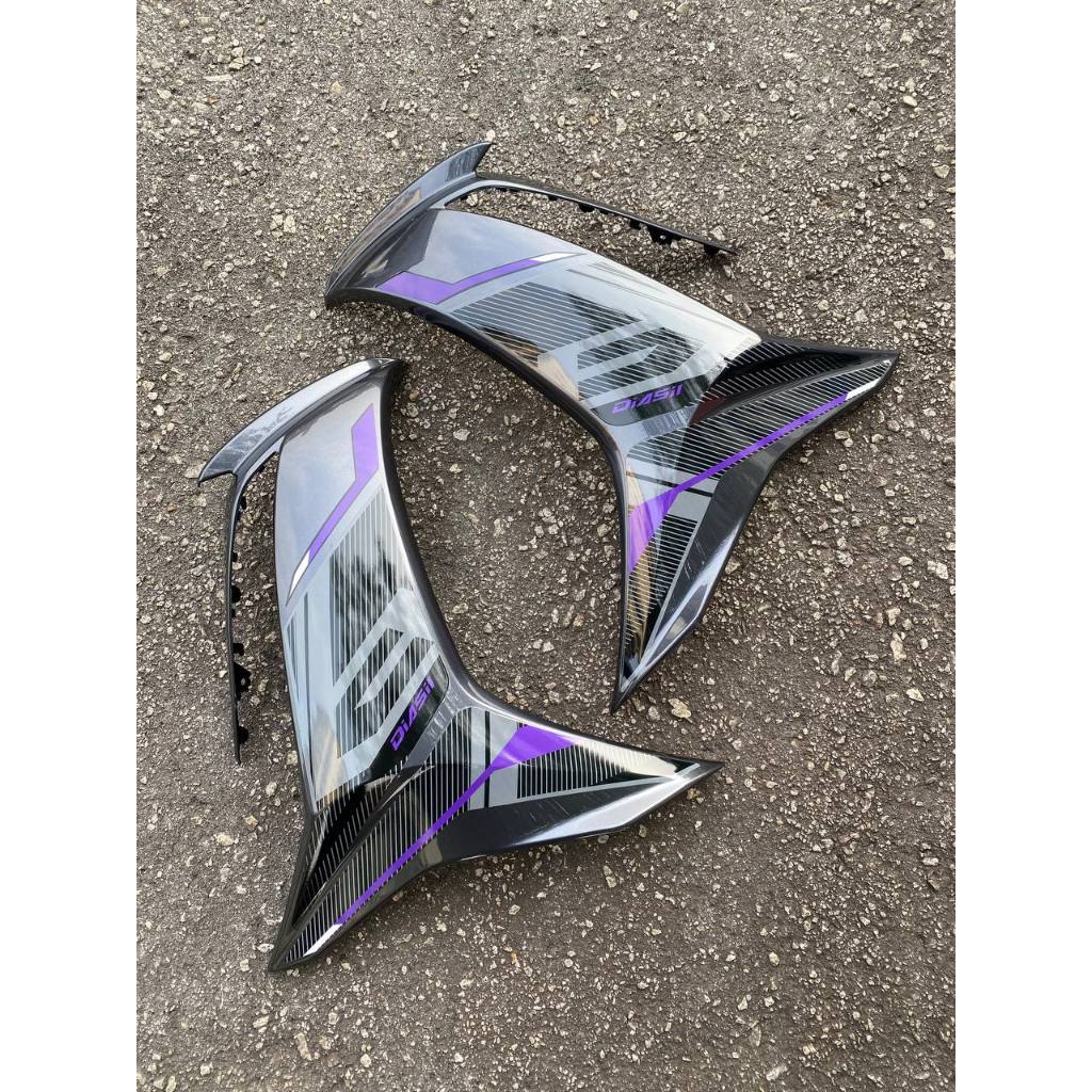 MOTORCYCLE COVERSET BODYSET LC135 LC V8 RC PURPLE BLACK FUEL INJECTION FI YAMAHA SIAP TANAM VELOZI L8-RC-7