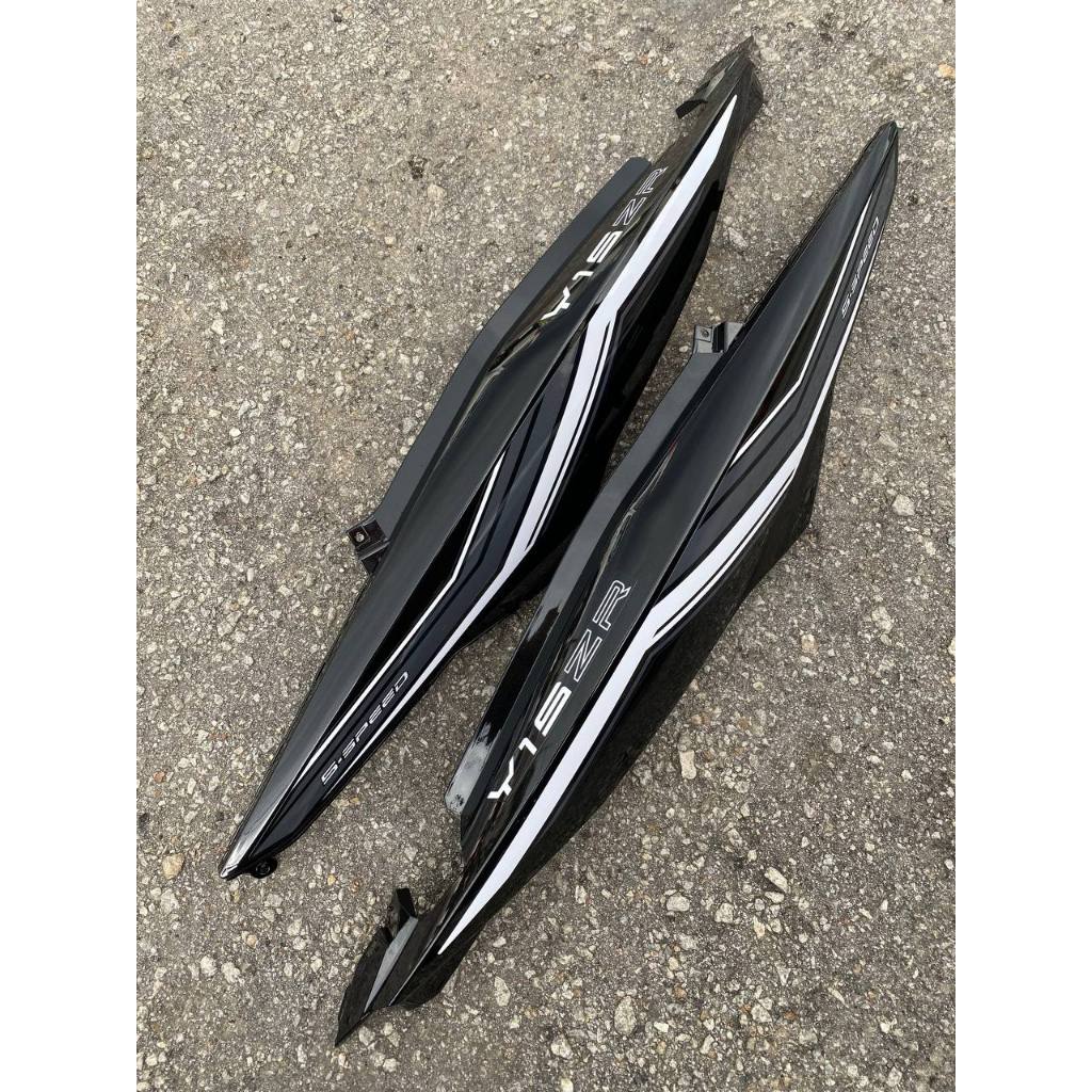 COVERSET Y15ZR V1 V2 METALIC BLACK HITAM SD16 PATTERN LINE PREMIUM COVERSET BODYSET Y15ZR Y15 YSUKU VELOZI TANAM SD16-6
